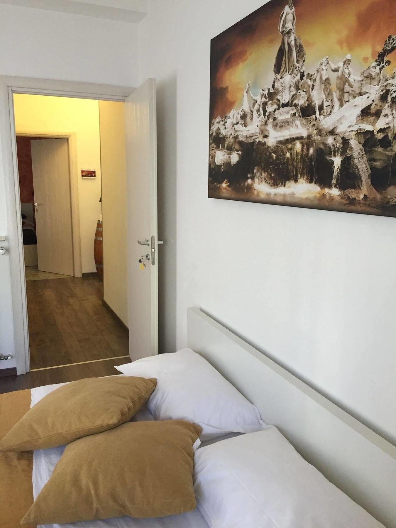 De Guestibus Hotel Rome Bagian luar foto